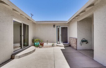 822 Sevely Dr in Mountain View, CA - Building Photo - Building Photo