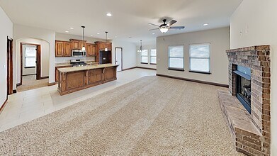 3505 Shutter Ridge Dr in Yukon, OK - Building Photo - Building Photo