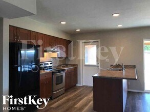 1021 E Millett Ave in Mesa, AZ - Building Photo - Building Photo