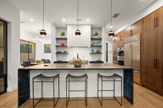 1401 Rabb Rd in Austin, TX - Building Photo - Building Photo