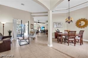 2324 SW 54th Ln in Cape Coral, FL - Foto de edificio - Building Photo