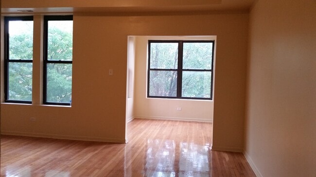 6342 S Kenwood Ave in Chicago, IL - Building Photo - Building Photo