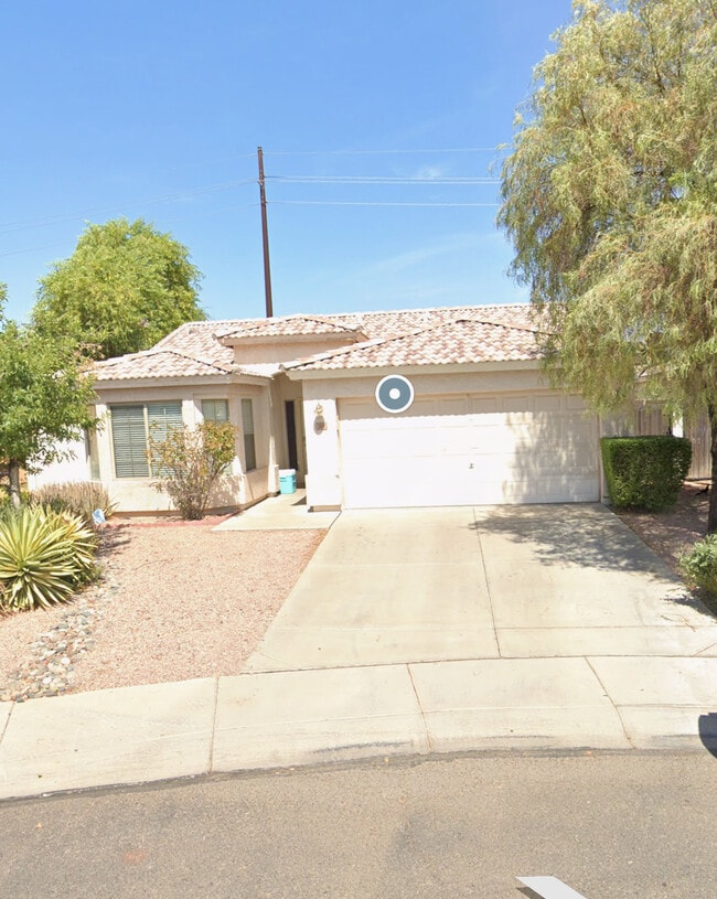 2821 N 107th Dr in Avondale, AZ - Building Photo - Building Photo