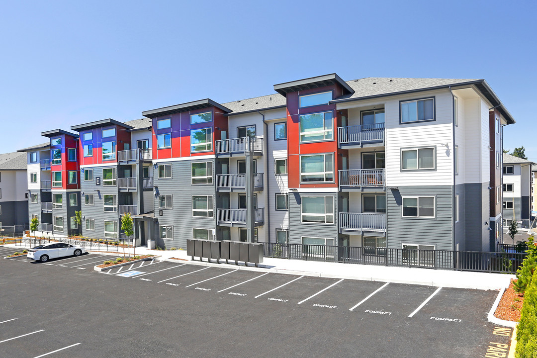 Waterview Crossing Apartments in Des Moines, WA - Foto de edificio