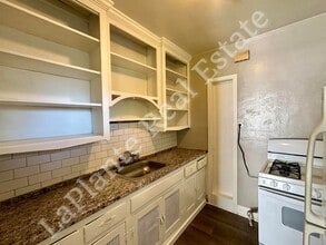 2019 Kensington Rd in Toledo, OH - Building Photo - Building Photo