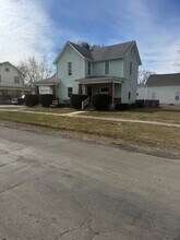 403 W 6th St in Delphos, OH - Foto de edificio - Building Photo