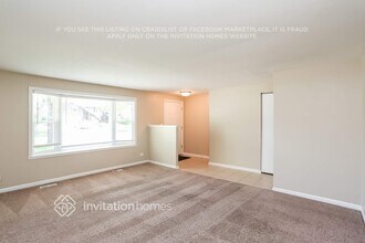 800 S Cedarcrest Dr in Schaumburg, IL - Building Photo - Building Photo