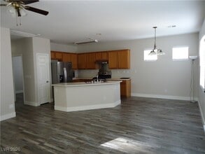 7020 Flowering Willow St in Las Vegas, NV - Building Photo - Building Photo