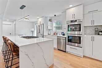 320 Kelso Dr SW in Atlanta, GA - Building Photo - Building Photo