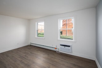 1335 Millersport Hwy-Unit -1355-3 in Buffalo, NY - Building Photo - Building Photo