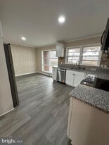 934 N E St Ext in Culpeper, VA - Building Photo