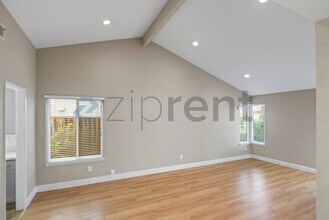33739 Slender Ct in Fremont, CA - Building Photo - Building Photo