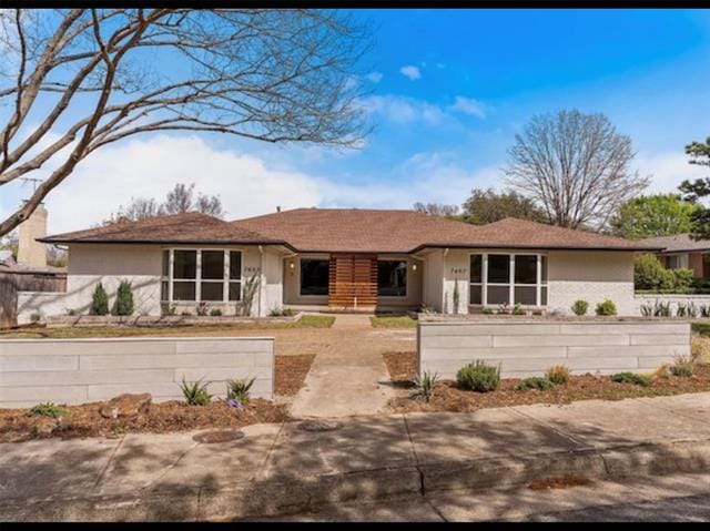 property at 7605 Meadow Oaks Dr