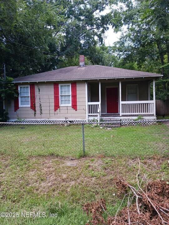 3323 Nolan St in Jacksonville, FL - Building Photo
