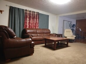 3589 W Gordon Ave in Layton, UT - Building Photo - Building Photo