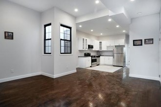 426 Chauncey St in Brooklyn, NY - Building Photo - Other