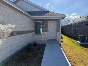 1612 Elliott Rd in Howe, TX - Building Photo - Building Photo