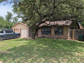 8315 Cahill Dr in Austin, TX - Building Photo - Building Photo