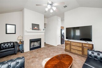 2408 Elara Dr in Austin, TX - Building Photo - Building Photo