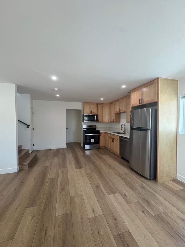 property at 5436 1/2 Kester Ave