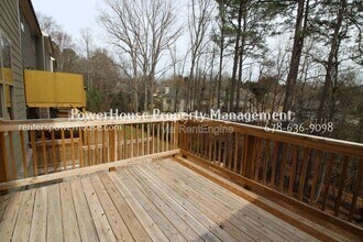 5620 Warmstone Ln in Suwanee, GA - Building Photo - Building Photo