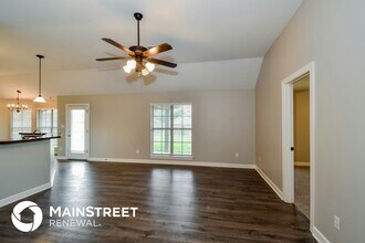 8286 Willow Dr in Southaven, MS - Building Photo - Building Photo