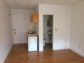 272A Newbury St, Unit 2 in Boston, MA - Building Photo - Building Photo