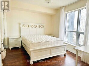 151 Village Green Square in Toronto, ON - Building Photo - Building Photo