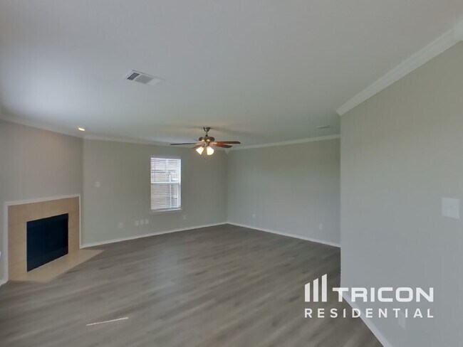 361 Allenwood Dr in Fort Worth, TX - Building Photo - Building Photo