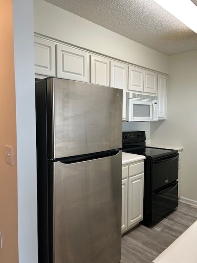 659 Woodmoor Dr in Murrells Inlet, SC - Building Photo - Building Photo