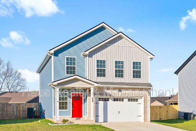 528 Lucky Ln in Clarksville, TN - Building Photo - Building Photo