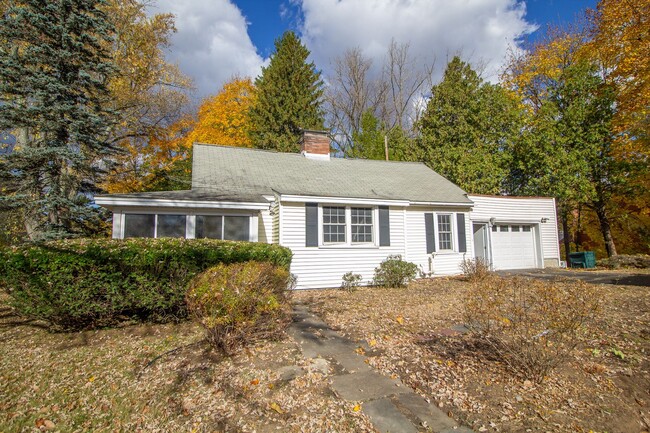 property at 183 Old Niskayuna Rd