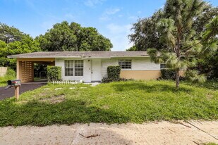 4420 N Shore Dr in West Palm Beach, FL - Building Photo