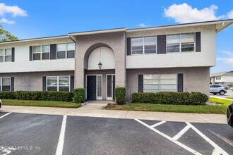 36 A1A N in Ponte Vedra Beach, FL - Building Photo - Building Photo