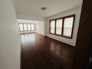 5133 W Wrightwood Ave in Chicago, IL - Building Photo - Building Photo