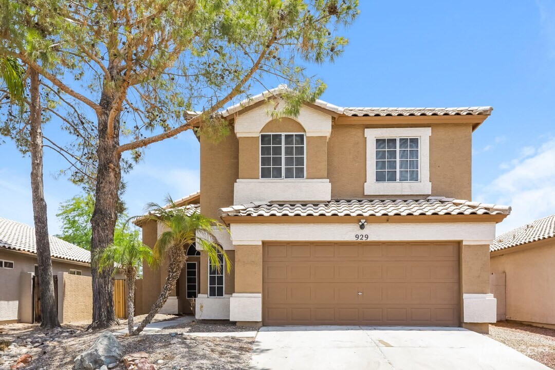929 N Kingston St in Gilbert, AZ - Building Photo