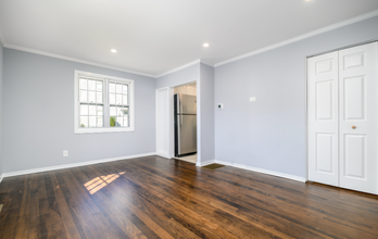 40 Beacon View Dr in Fairfield, CT - Building Photo - Building Photo