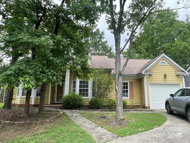 property at 6002 Kenmore Ln