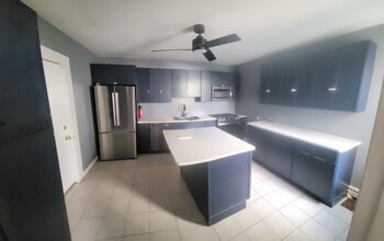298 Stillman St in Bridgeport, CT - Building Photo - Building Photo
