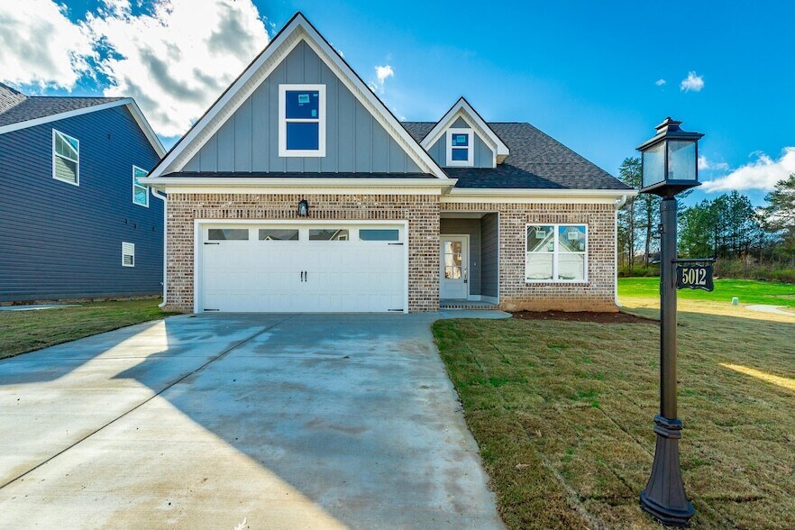 5012 Oop Rd in Chattanooga, TN - Building Photo