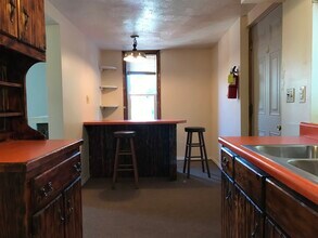 187 N Fairview St, Unit 2 in Lock Haven, PA - Foto de edificio - Building Photo