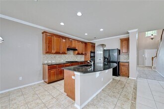 23 Juniper Berry Way in Lakeway, TX - Building Photo - Building Photo