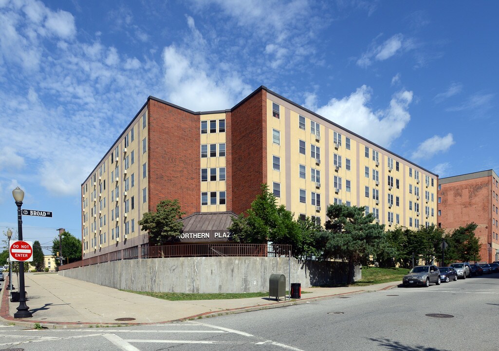 Northern Plaza Apartments in Pawtucket, RI - Building Photo