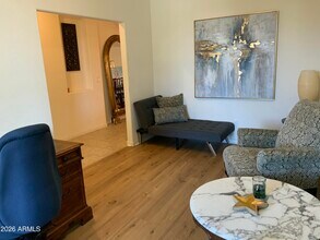 2114 E Aire Libre Ave in Phoenix, AZ - Building Photo - Building Photo