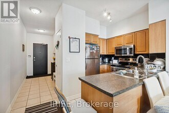 231 Fort York Blvd in Toronto, ON - Building Photo - Building Photo