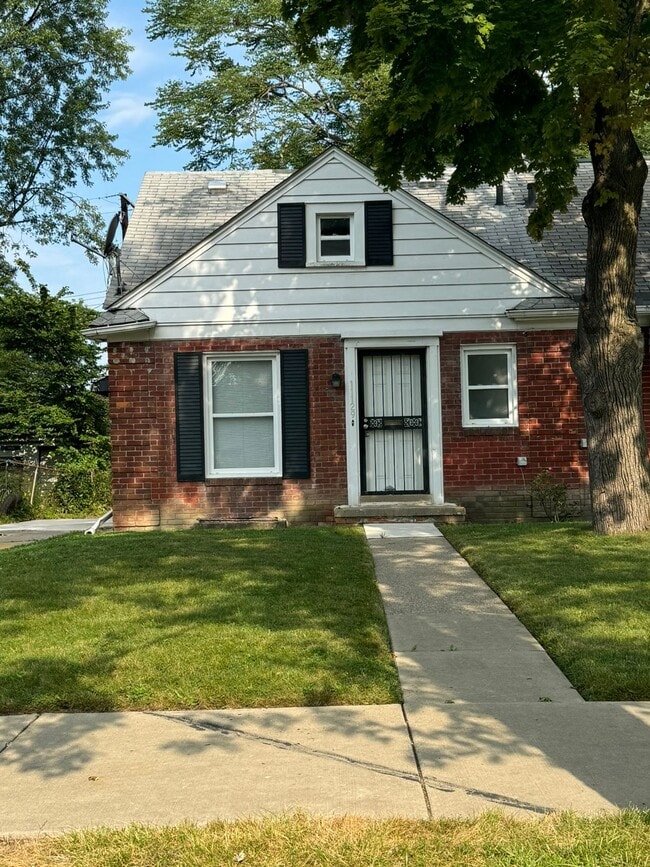 property at 11129 Nottingham Rd