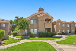 5335 E Shea Blvd in Scottsdale, AZ - Building Photo