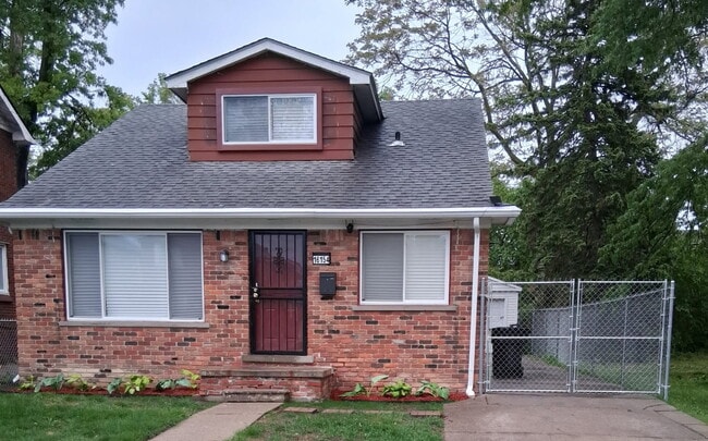 property at 16154 Manor St