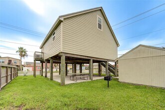2220 59th St in Galveston, TX - Building Photo - Building Photo