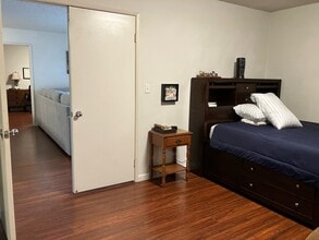 343 Mananai Pl in Honolulu, HI - Building Photo - Building Photo